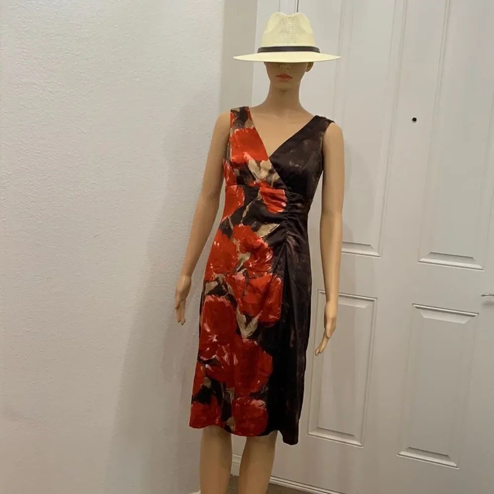 Donna Ricci New York Size 4 V Neck Short Sleeve Orange Brown Midi Dress Ruched
